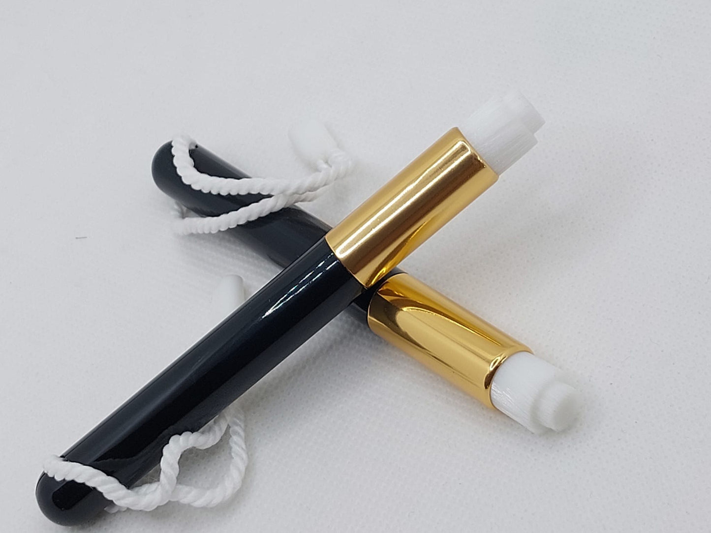 Reinigungspinsel schwarz/weiss