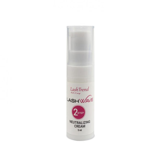Lash Lifting Step 2